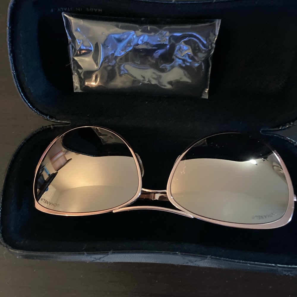 CHANEL Rose Gold Mirror Summer Pilot Sunglasses